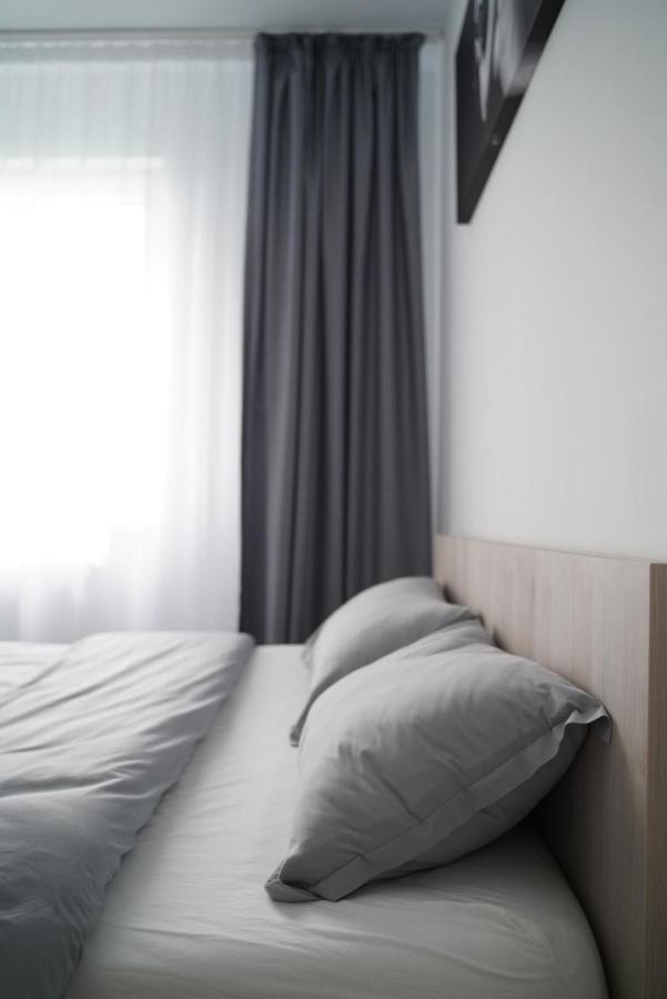 Silence Appartments ออราแด ภายนอก รูปภาพ